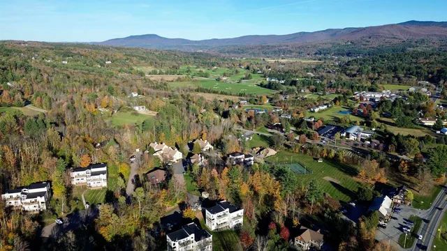 $359,000 | 197 Mountainside Drive, Unit A302, Stowe, VT 05672
