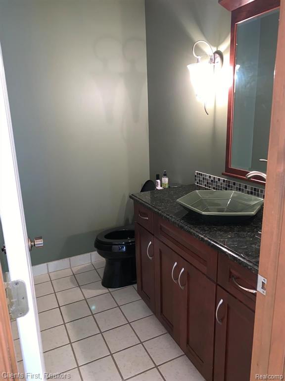 31231 Country Ridge Circle Farmington Hills, MI 48331 - Photo 42 of 73