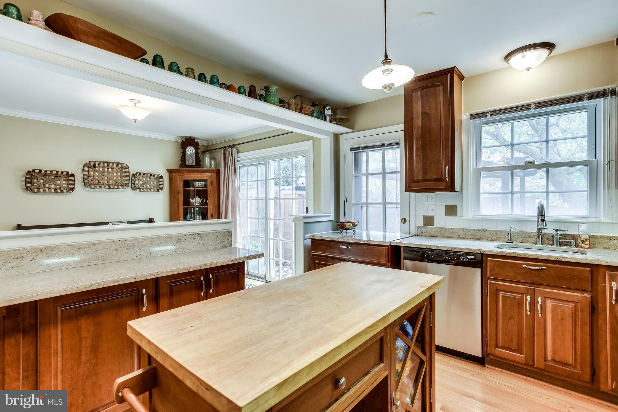 1805 Wainwright Drive Reston, VA 20190 - Photo 12 of 45