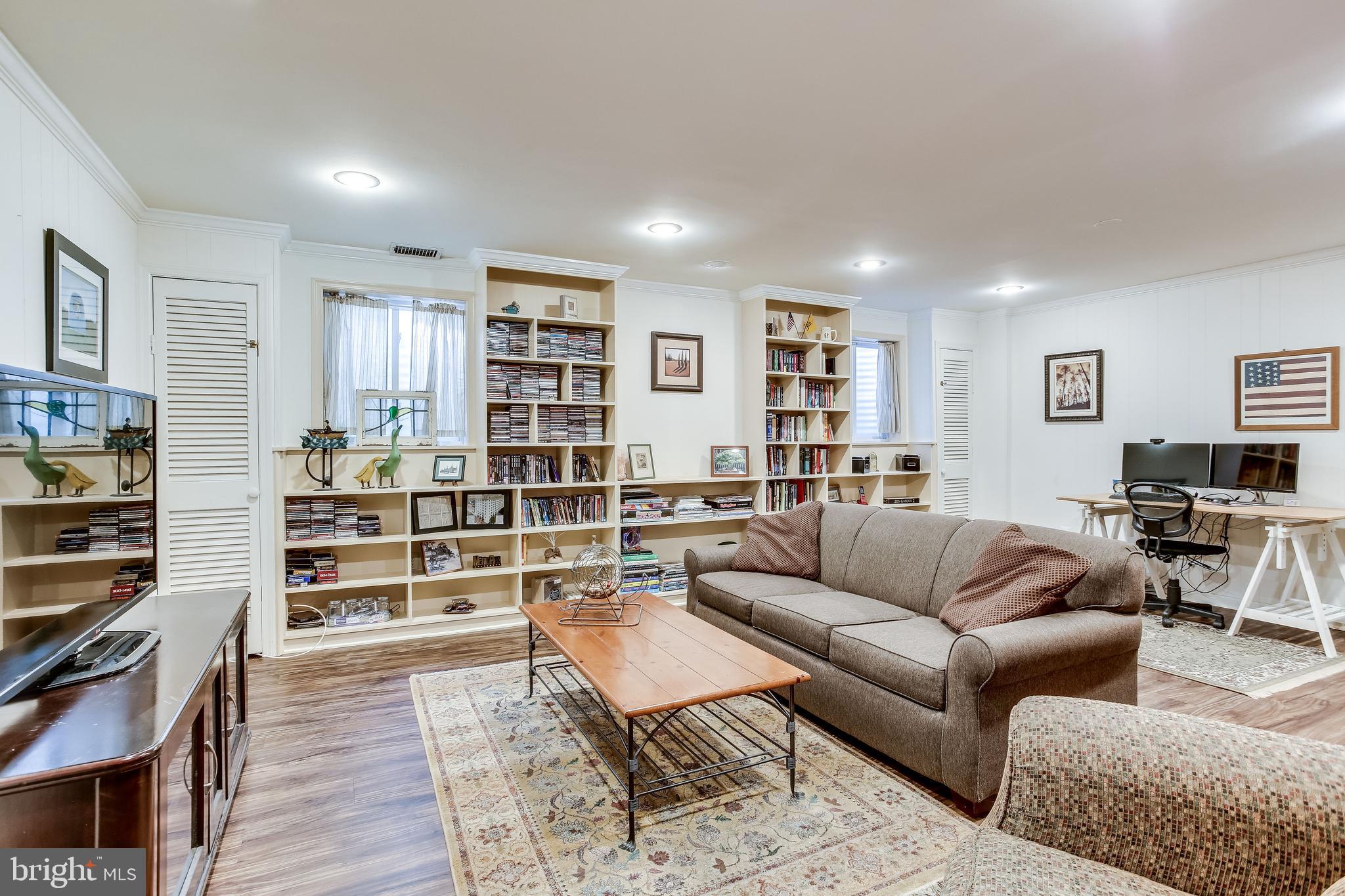 1805 Wainwright Drive Reston, VA 20190 - Photo 18 of 45