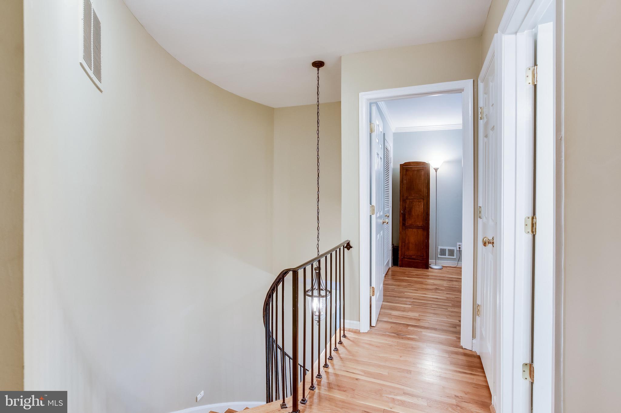 1805 Wainwright Drive Reston, VA 20190 - Photo 28 of 45