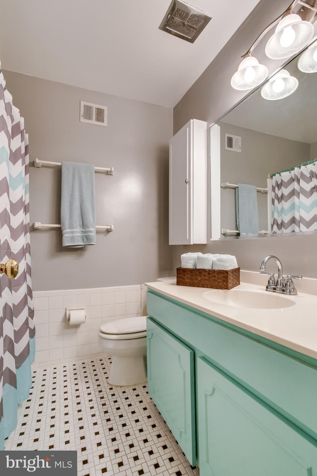 1805 Wainwright Drive Reston, VA 20190 - Photo 29 of 45