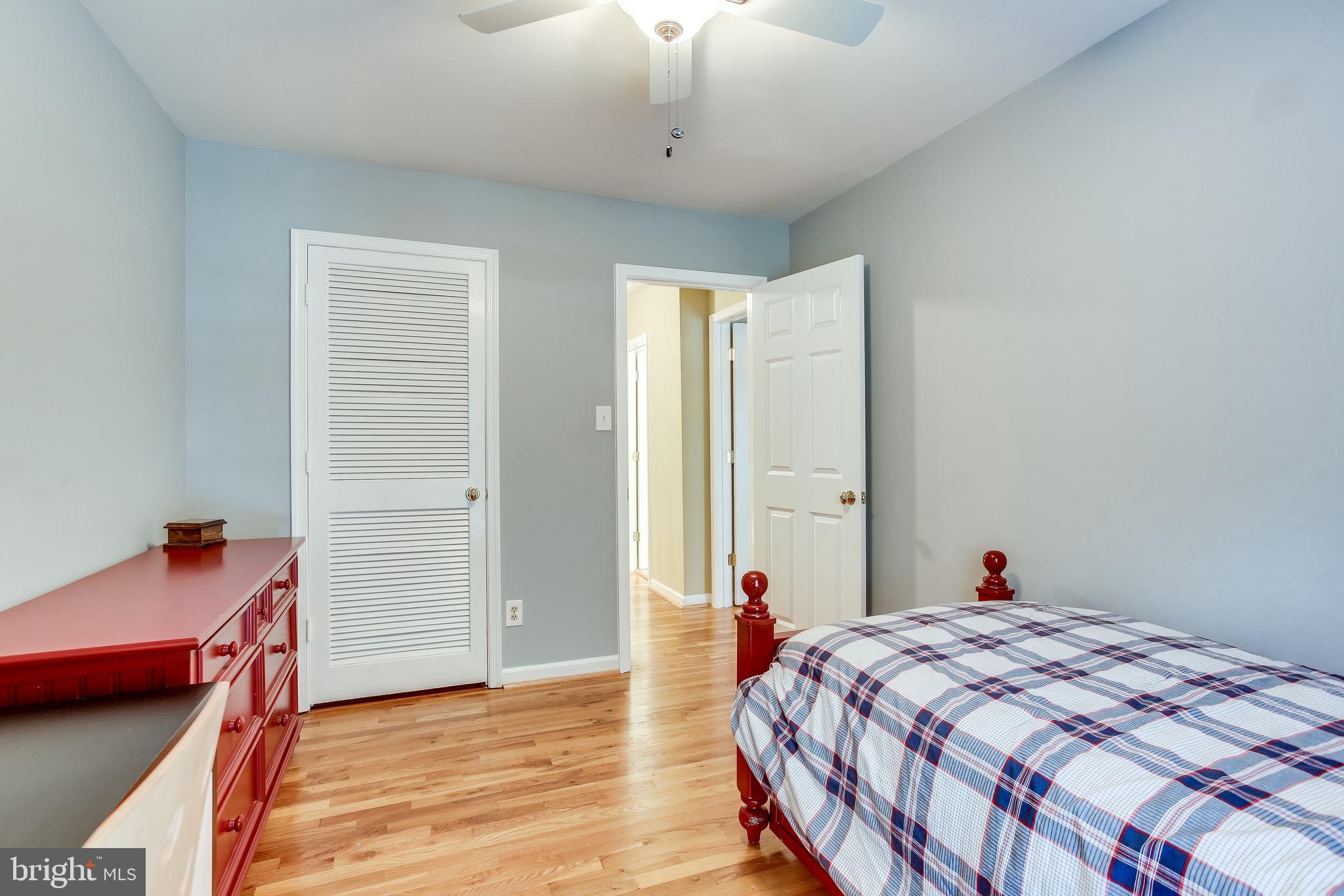 1805 Wainwright Drive Reston, VA 20190 - Photo 34 of 45