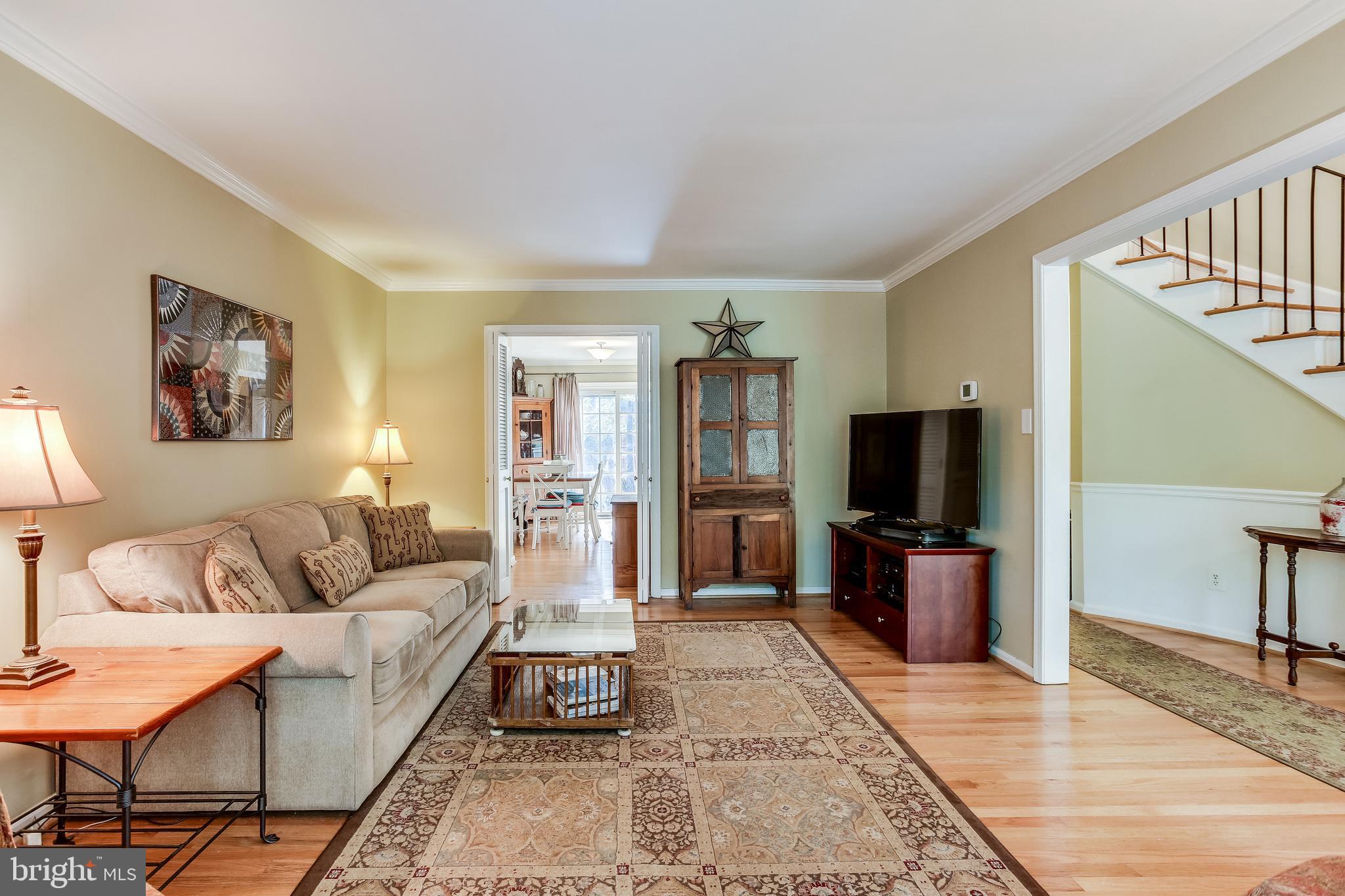 1805 Wainwright Drive Reston, VA 20190 - Photo 5 of 45