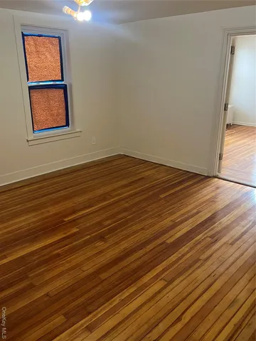 $1,050,000 | 149 West Kingsbridge Road, Mount Vernon, NY 10550