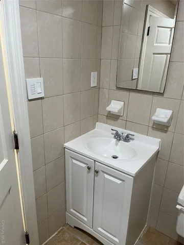 $1,050,000 | 149 West Kingsbridge Road, Mount Vernon, NY 10550