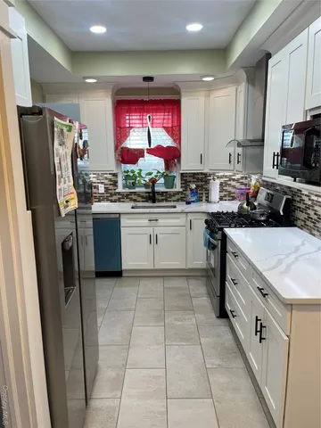 $1,050,000 | 149 West Kingsbridge Road, Mount Vernon, NY 10550