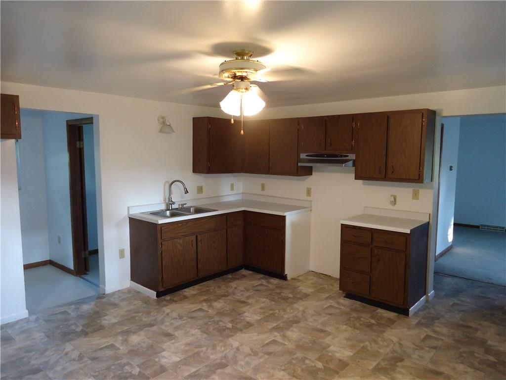 176 Simpson Road Greensburg, PA 15601 - Photo 6 of 25 Gallery Image 6