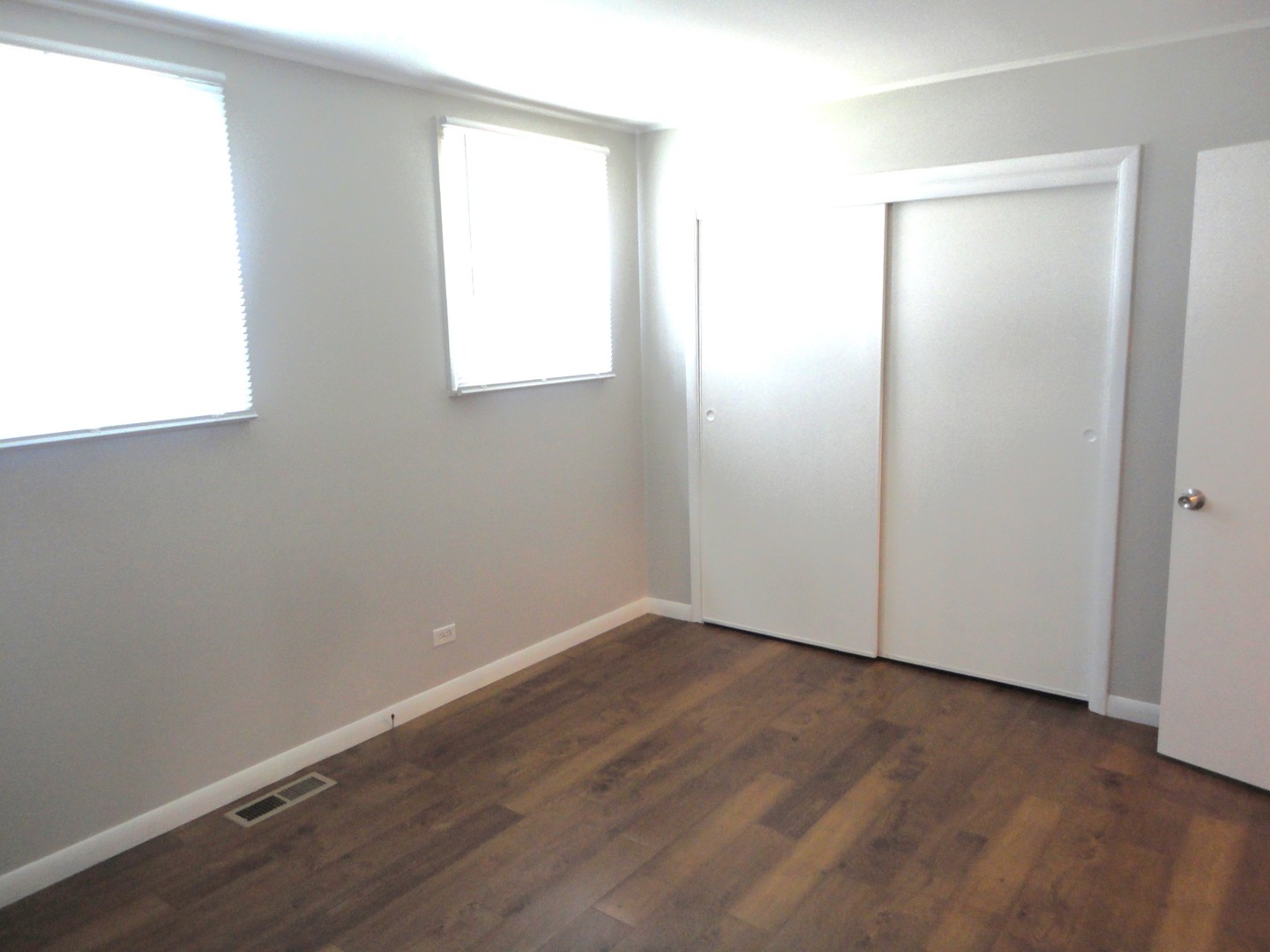 6325 Dunham Road Downers Grove, IL 60516 - Photo 11 of 19