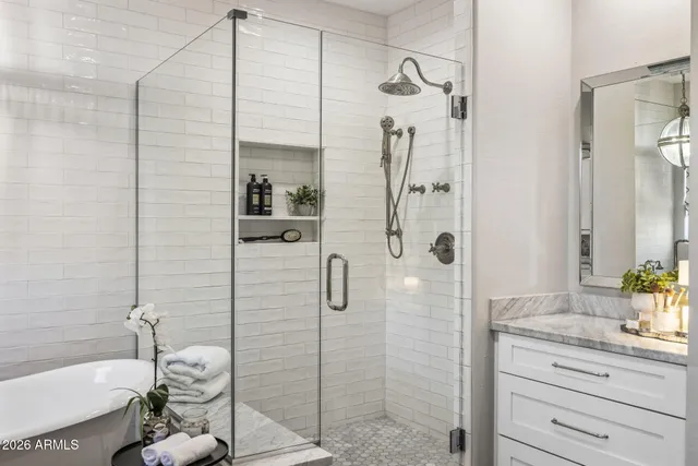 $1,875,000 | 3980 East Navigator Lane, Phoenix, AZ 85050