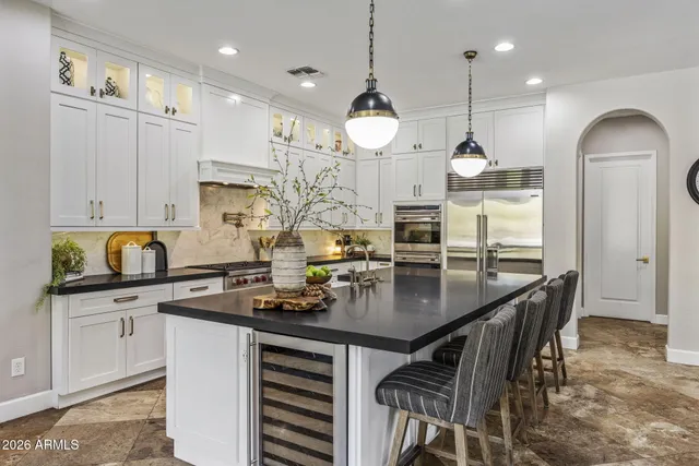 $1,875,000 | 3980 East Navigator Lane, Phoenix, AZ 85050