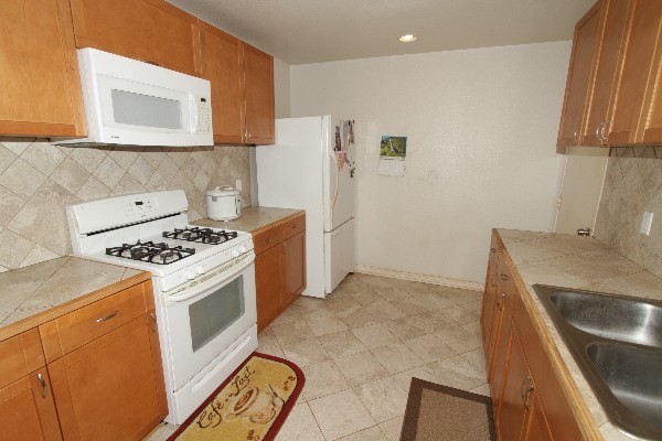 5065 Alii Road Hanapepe, HI 96716 - Photo 3 of 9 Gallery Image 3