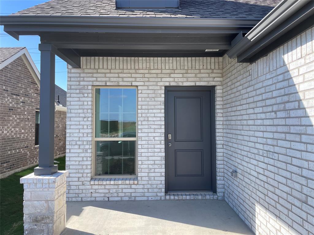 541 Epiphany Lane Lavon, TX 75166 - Photo 2 of 21