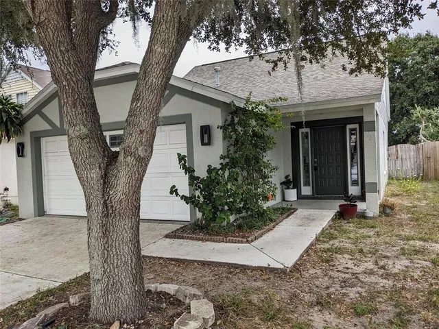 $2,000 | 22727 St Thomas Circle, Lutz, FL 33549