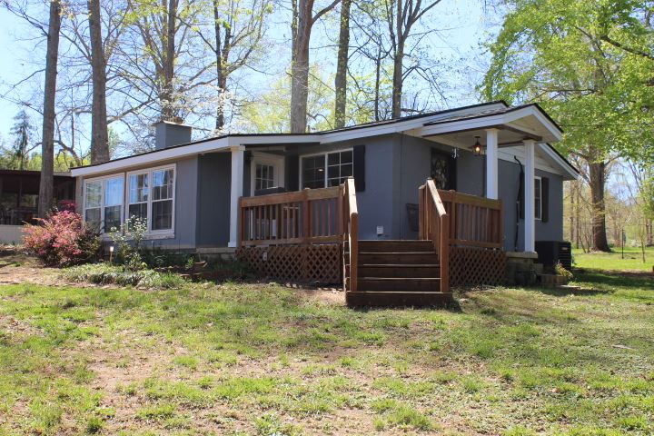 128 Rocky Shores Boat Ramp Road Iva, SC 29655 - Photo 2 of 22