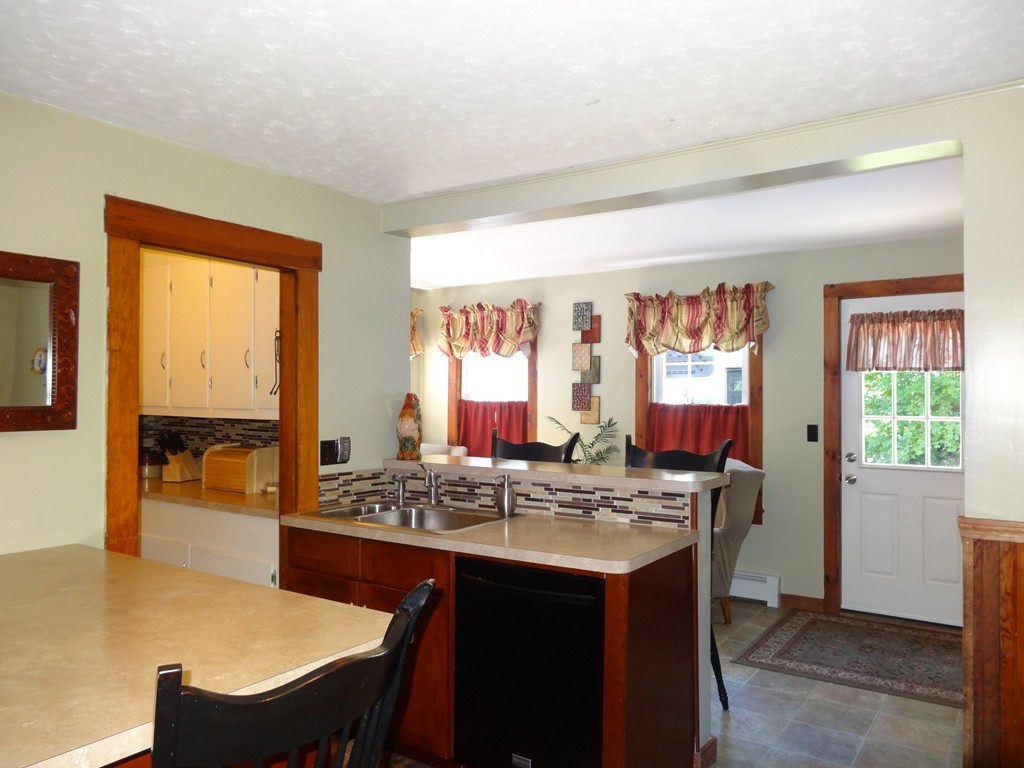160 Spring Street Athol, MA 01331 - Photo 3 of 30 Gallery Image 3