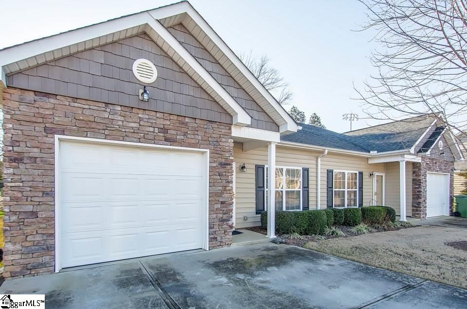 140 Trailside Lane Greenville, SC 29607 - Photo 3 of 23