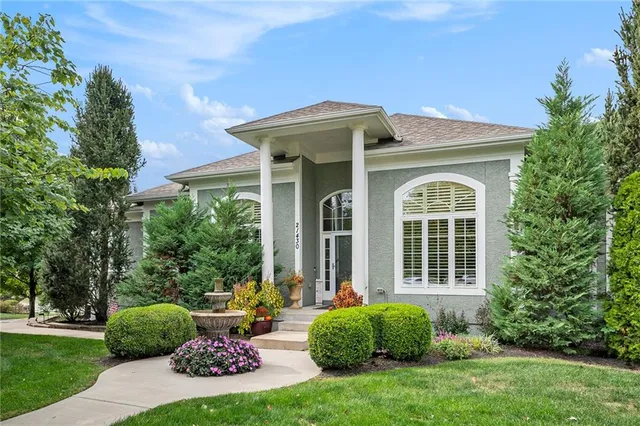 $619,000 | 21430 West 112th Terrace, Olathe, KS 66061