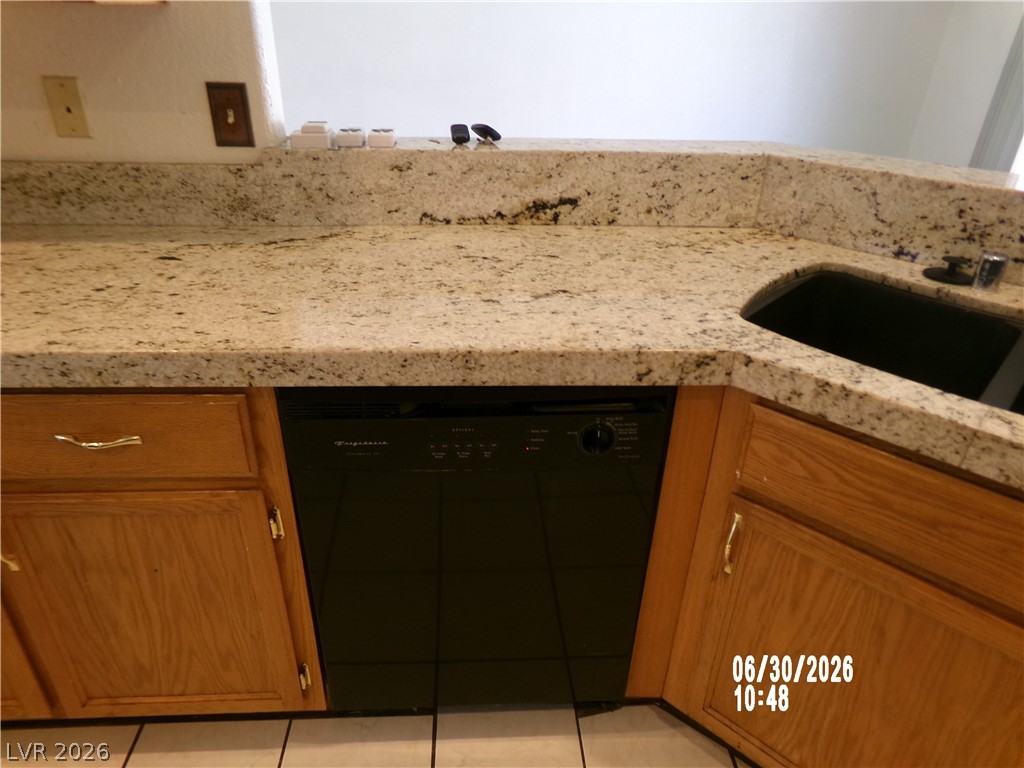 809 Long Branch Drive Henderson, NV 89014 - Photo 15 of 39