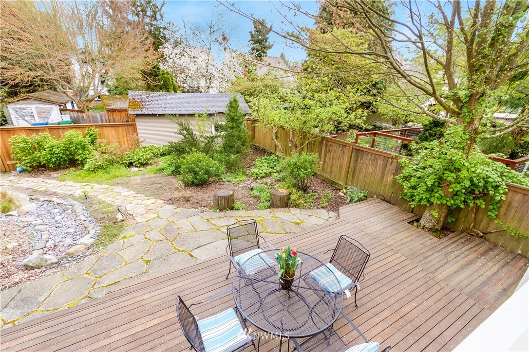 5726 Keystone Place North Seattle, WA 98103 - Photo 22 of 25 Gallery Image 22
