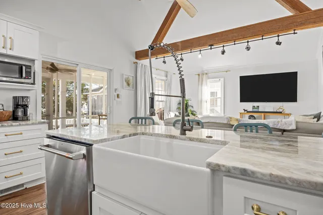 $659,000 | 2517 Waccamaw Shores Road, Lake Waccamaw, NC 28450