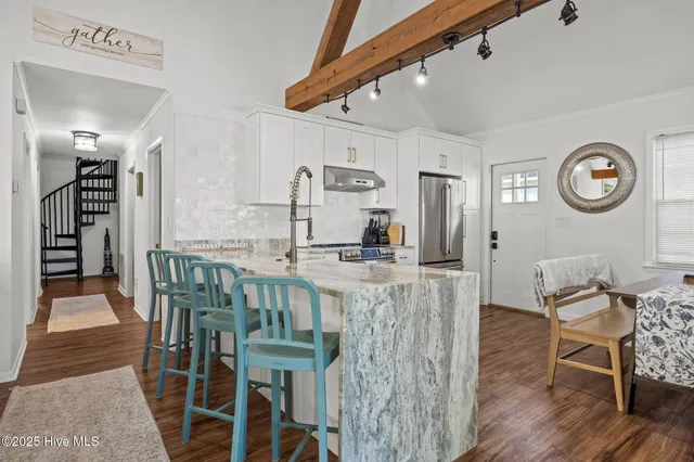 $659,000 | 2517 Waccamaw Shores Road, Lake Waccamaw, NC 28450