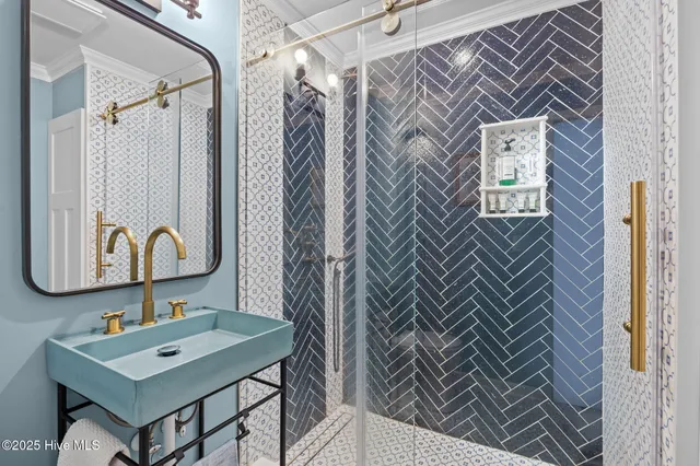 $659,000 | 2517 Waccamaw Shores Road, Lake Waccamaw, NC 28450