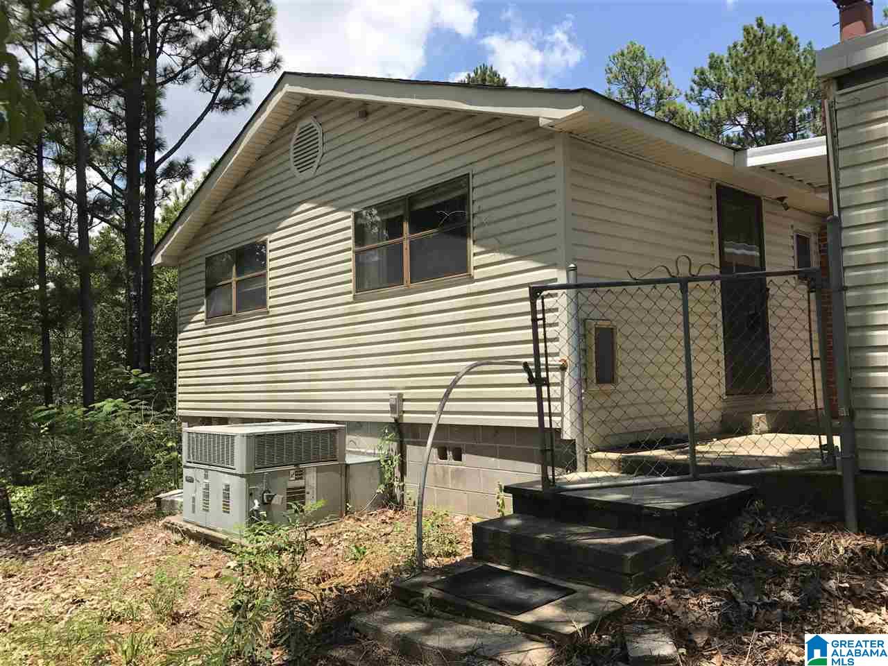 140 County Road 196 Clanton, AL 35046 - Photo 7 of 28