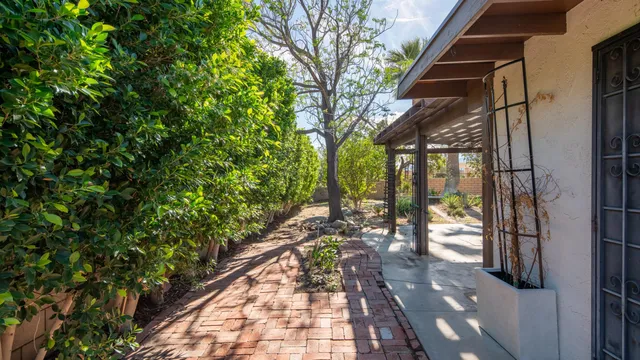 $319,900 | 9980 Hoylake Road, Desert Hot Springs, CA 92240