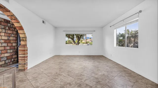 $319,900 | 9980 Hoylake Road, Desert Hot Springs, CA 92240