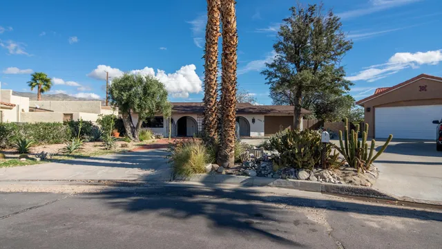 $319,900 | 9980 Hoylake Road, Desert Hot Springs, CA 92240