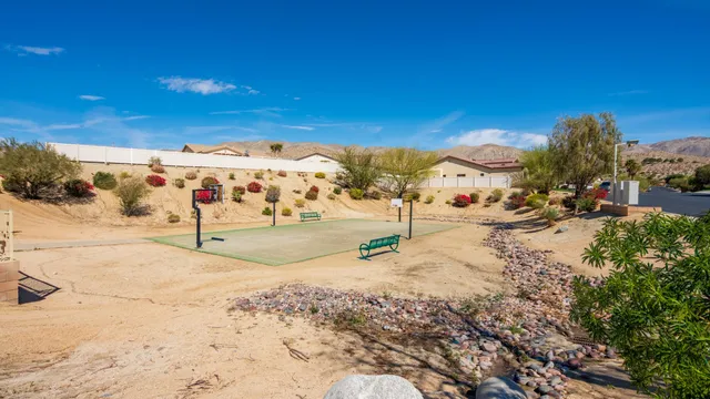 $319,900 | 9980 Hoylake Road, Desert Hot Springs, CA 92240