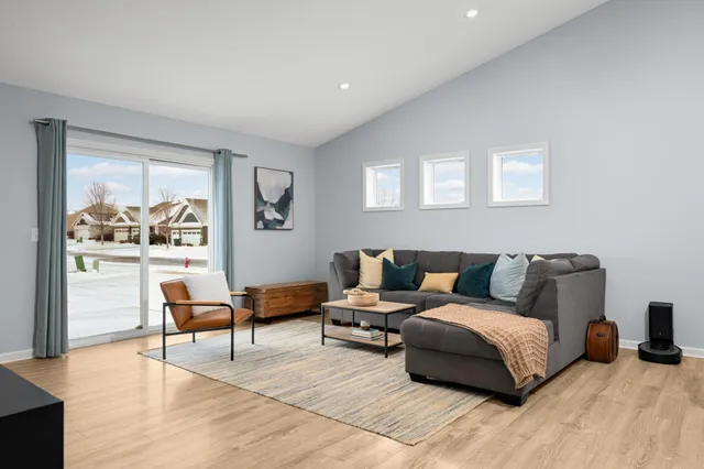 $475,000 | 13801 Apollo Avenue, Rosemount, MN 55068