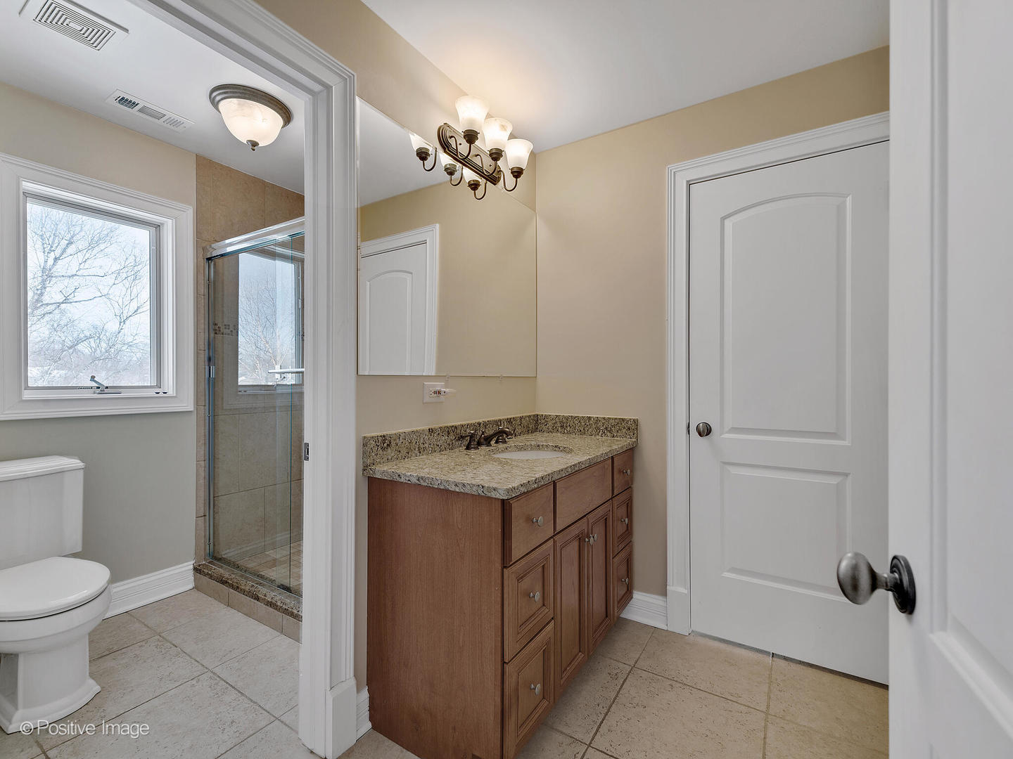 1017 Warrenville Road Wheaton, IL 60189 - Photo 20 of 32