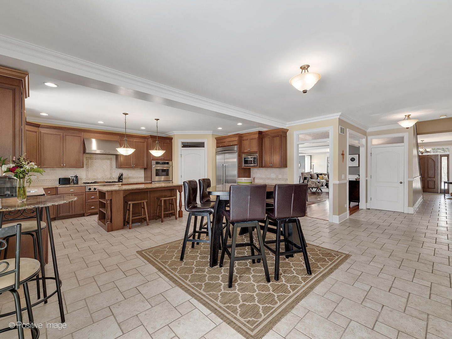 1017 Warrenville Road Wheaton, IL 60189 - Photo 6 of 32