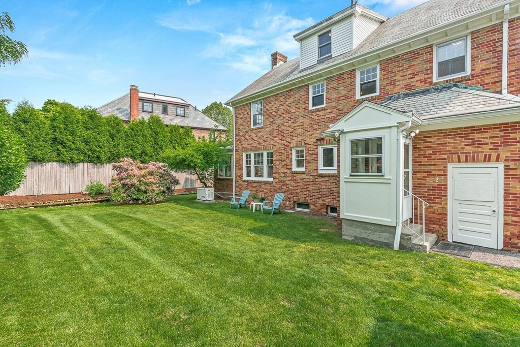 20 Mandalay Road Newton, MA 02459 - Photo 26 of 33