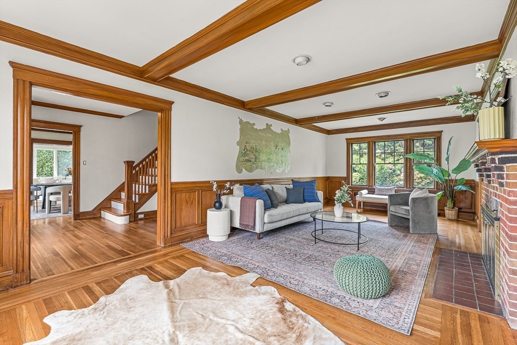 20 Mandalay Road Newton, MA 02459 - Photo 3 of 33