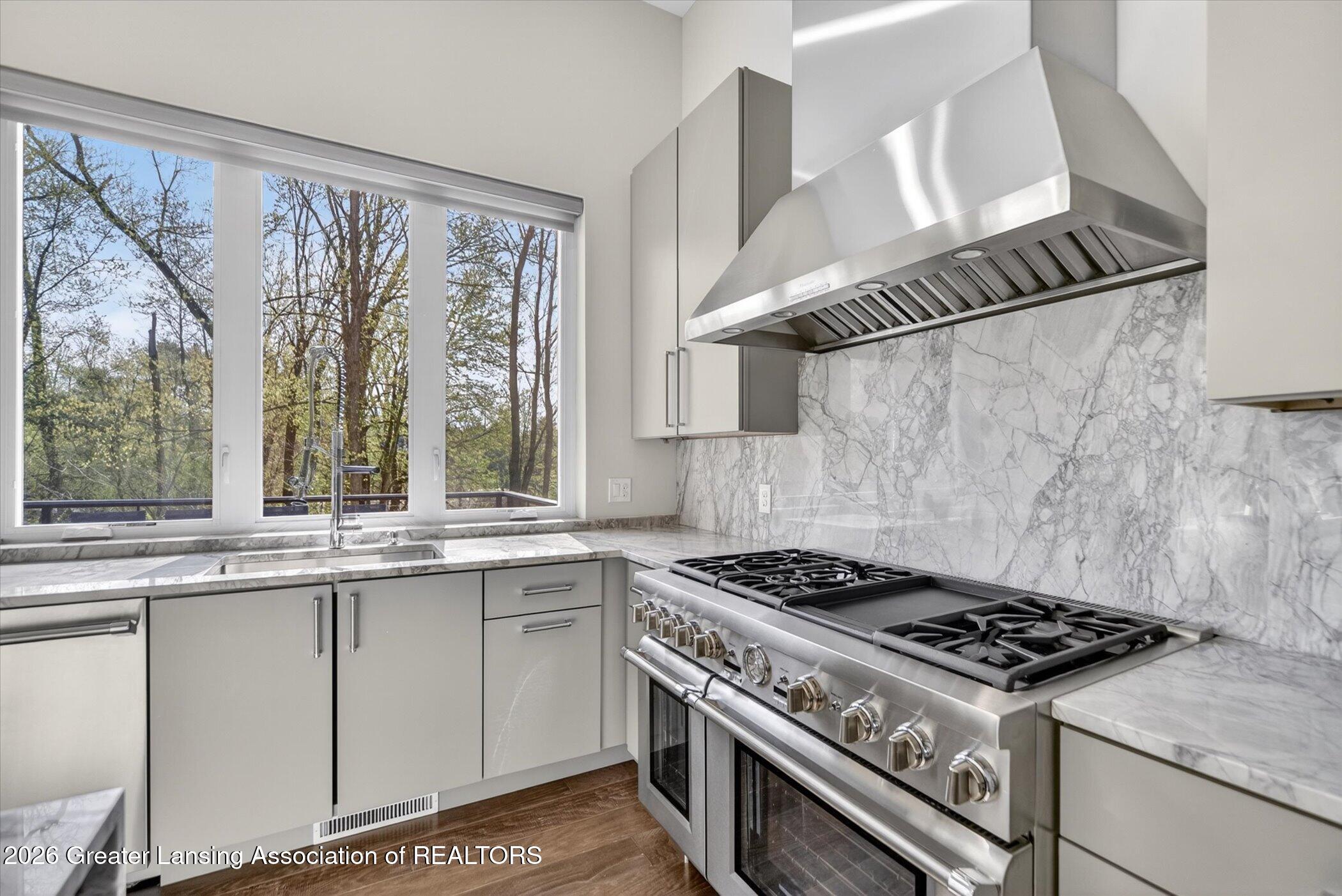 4270 Shadow Ridge Okemos, MI 48864 - Photo 17 of 61 Kitchen