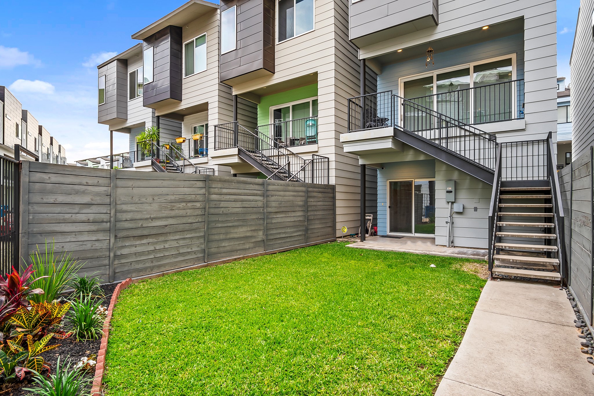 2106 Dennis Street Houston, TX 77004 - Photo 3 of 43