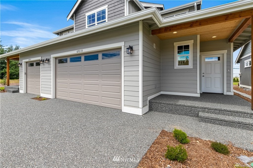 6934 Red Ridge Drive, Unit A Lynden, WA 98264 - Photo 3 of 31 Gallery Image 3
