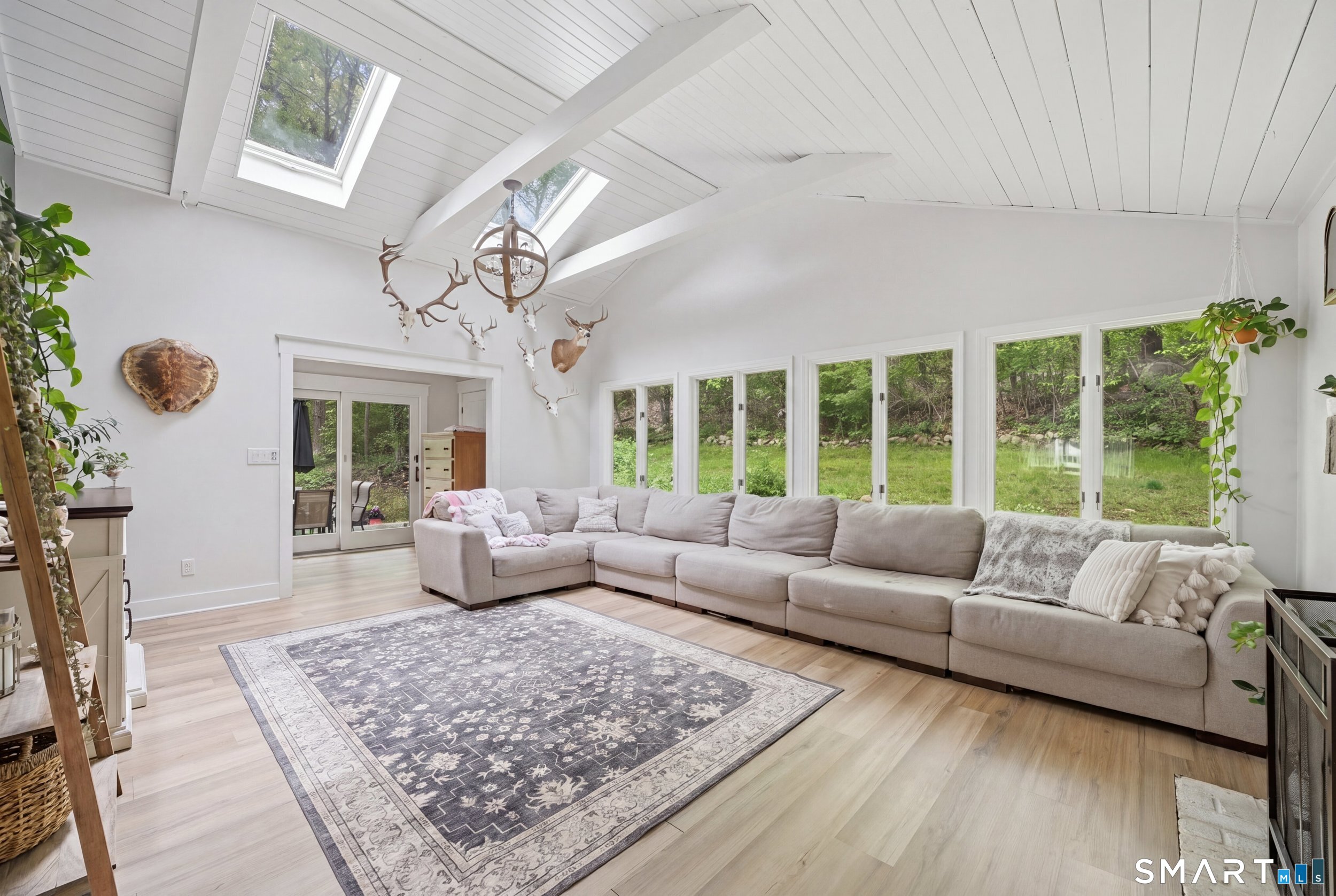 19 Eastwood Road Norwalk, CT 06851 - Photo 11 of 21