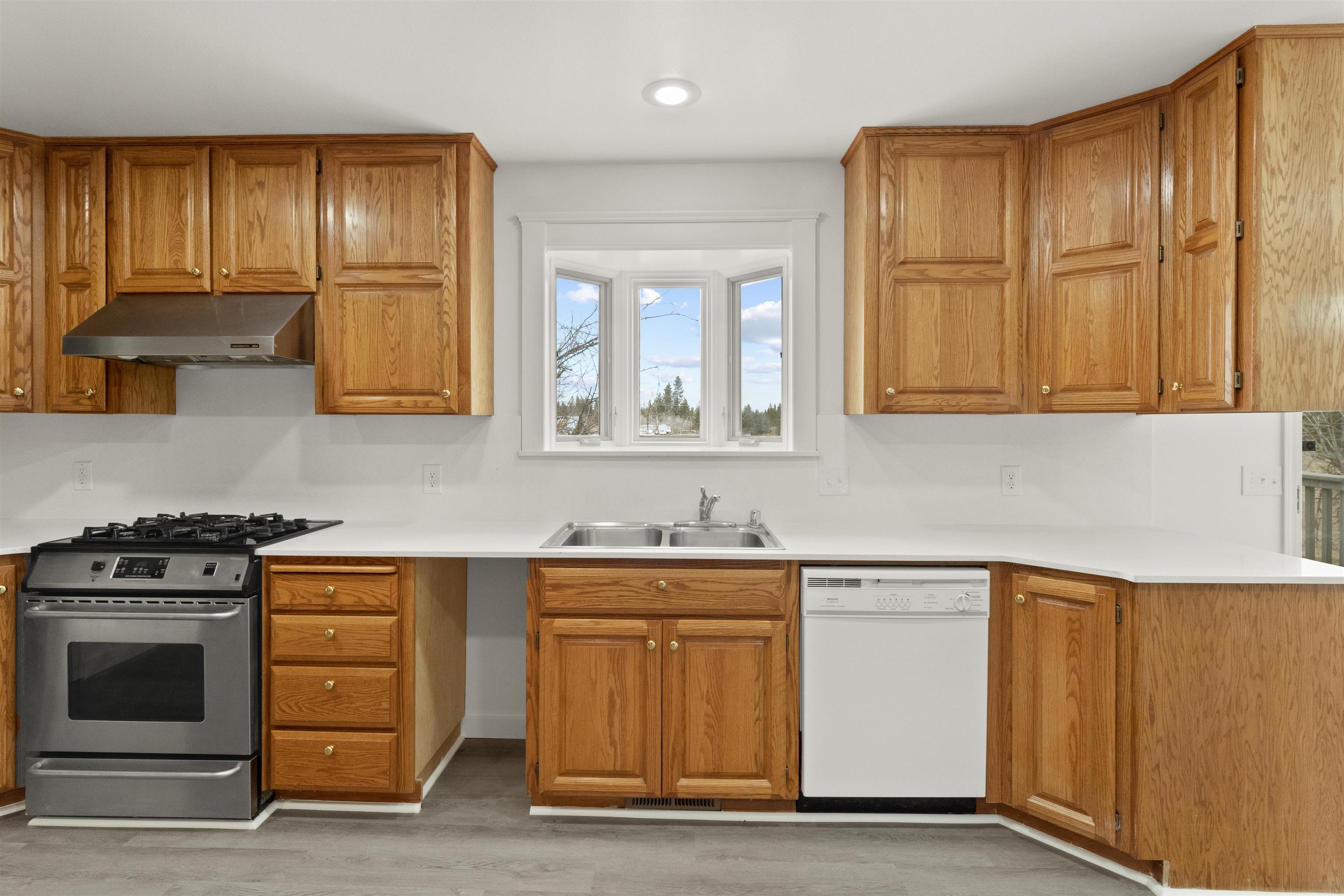 5704 West Garden Springs Road Spokane, WA 99224 - Photo 10 of 33