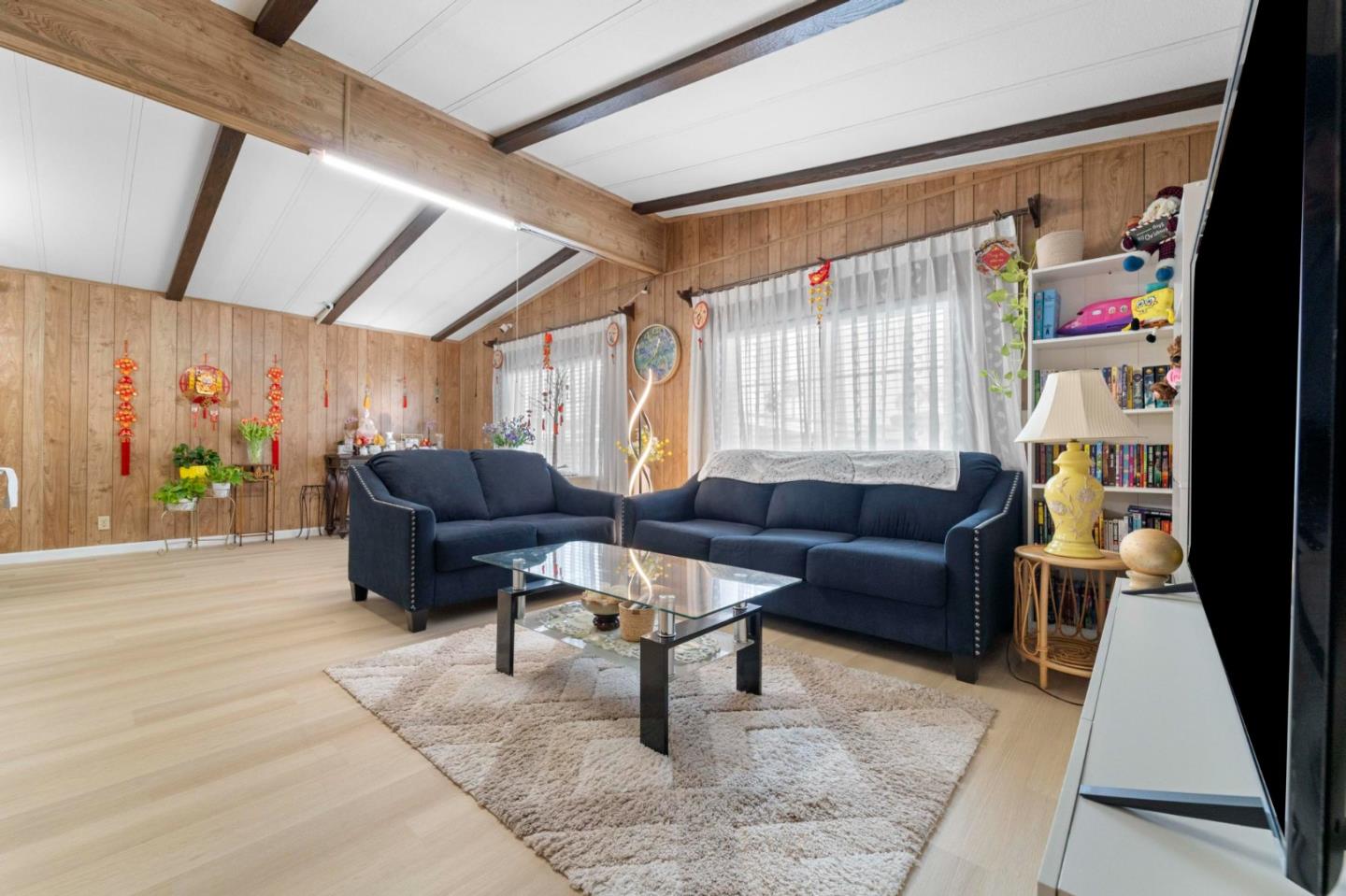 1872 Quimby Road, Unit 1872 San Jose, CA 95122 - Photo 4 of 36 a living room with furniture and a rug