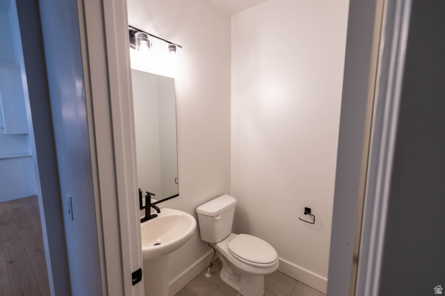 293 North Pheasant Drive Mapleton, UT 84664 - Photo 10 of 20 Bathroom featuring toilet and baseboards