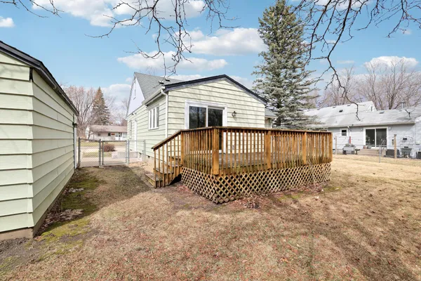 $314,900 | 5848 Pennsylvania Avenue North, Crystal, MN 55428
