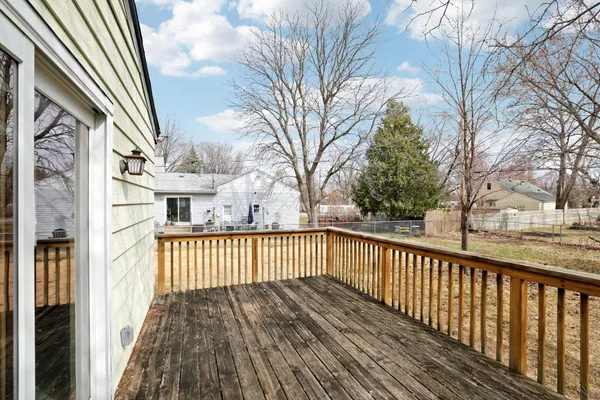 $314,900 | 5848 Pennsylvania Avenue North, Crystal, MN 55428