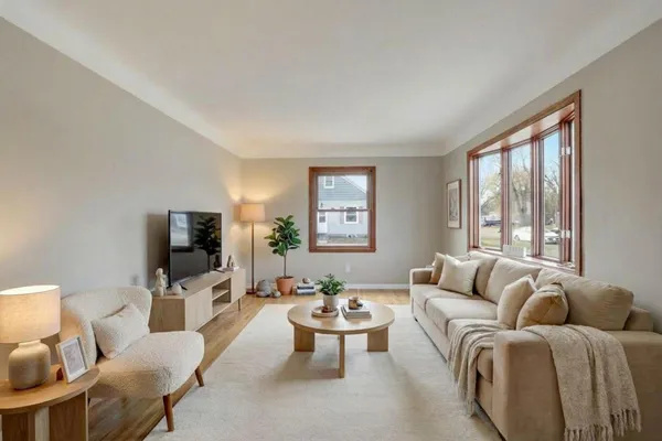 $314,900 | 5848 Pennsylvania Avenue North, Crystal, MN 55428