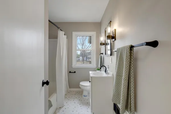 $314,900 | 5848 Pennsylvania Avenue North, Crystal, MN 55428