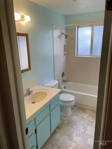 $489,900 | 520 White Cloud Drive, Boise, ID 83709