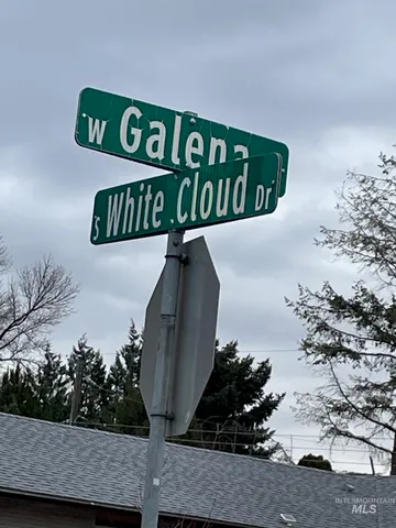 $489,900 | 520 White Cloud Drive, Boise, ID 83709